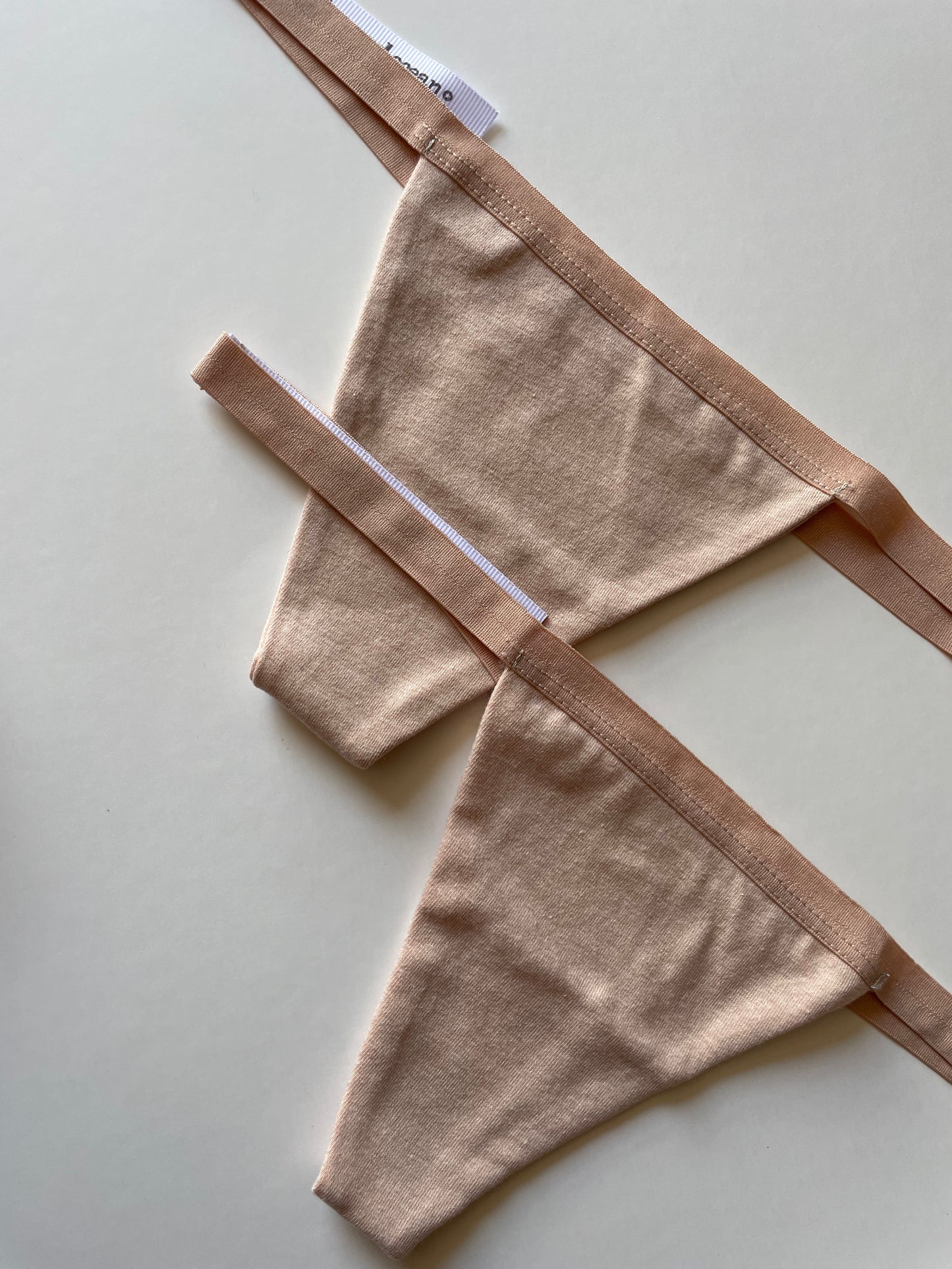 Tanga mini Invisible